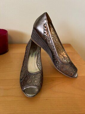 Roberto Capucci Metallic Bronze Peep Toe Wedges | Laser Cut Floral Heels